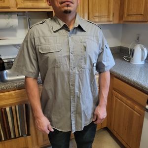 MENS Eckō Unltd button down size L